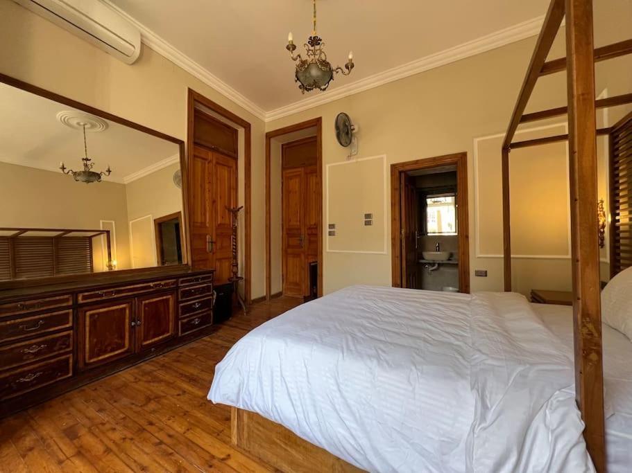 Authentic 3Br Apartment In Downtown, Le Caire Extérieur photo
