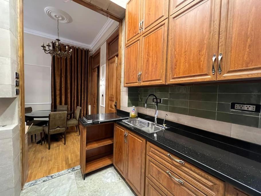 Authentic 3Br Apartment In Downtown, Le Caire Extérieur photo